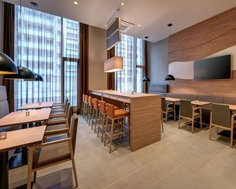 Hampton by Hilton Berlin City Centre Alexanderplatz - Berlin - Restaurant