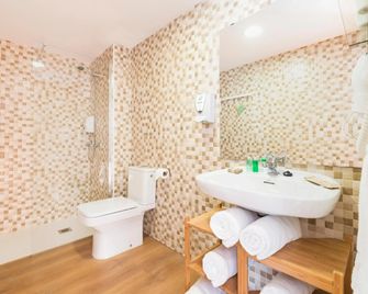 Apartaments Els Llorers - Lloret de Mar