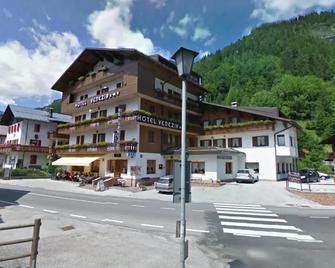 Hotel Venezia - Rocca Pietore - Building