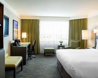 Saskatoon Inn - Saskatoon - Bedroom