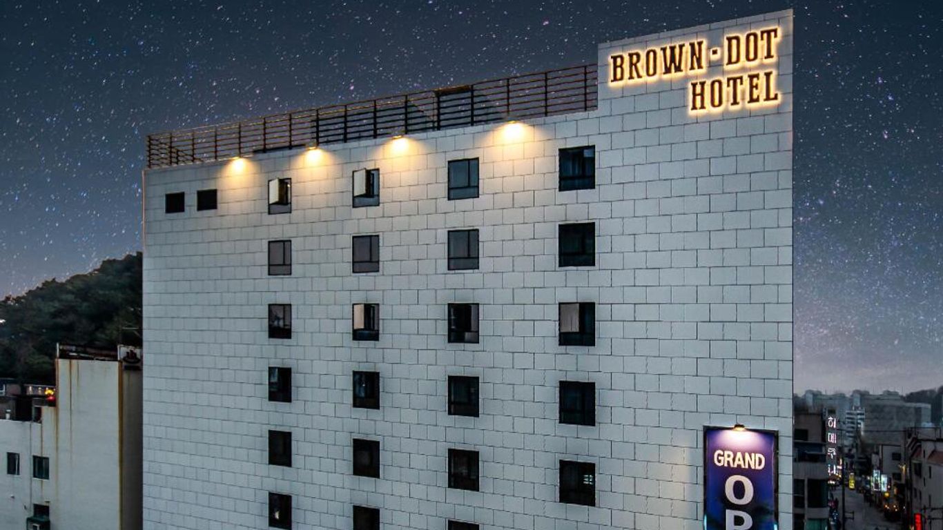 Brown Dot Hotel Hadan