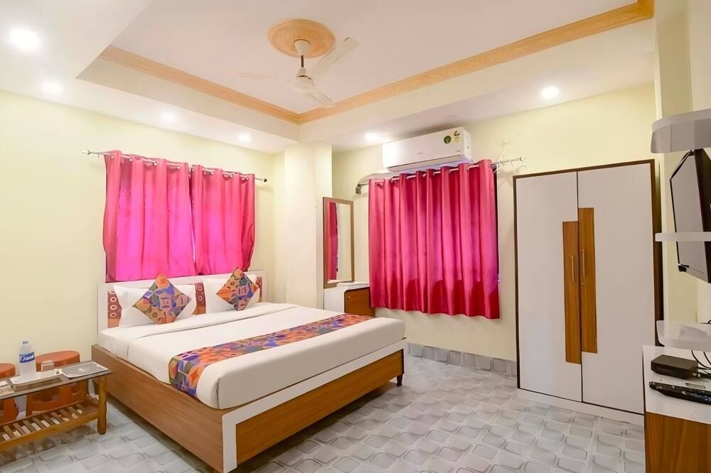 Hotel New Om Shanti International thumbnail 2