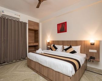 The Gleam Hotel - Karnāl - Bedroom