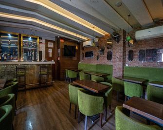Hotel Anbu Park - Tiruchirappalli - Bar