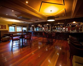 Devon Inn Hotel - Newcastle West - Bar