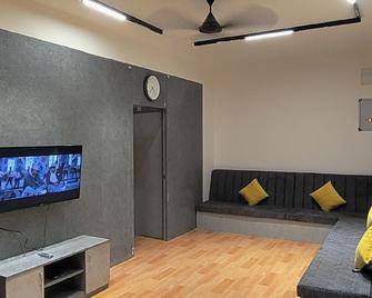 The Loft - Chennai - Living room