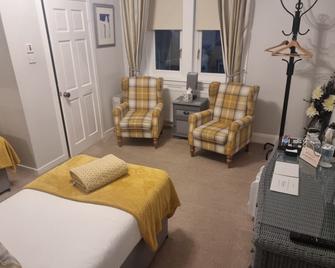 St Leonards Guest House - Largs - Bedroom