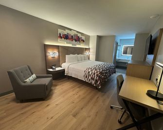 Red Roof Inn Arlington - Entertainment District - Arlington - Bedroom