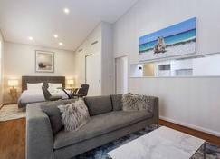 Luxury Modern Escapia - Fremantle