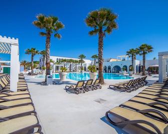 Centro Vacanze Poker - Casalbordino - Piscina