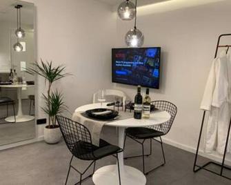 38A Asvest · Hidden Gem of Delft heart of city center Delft - Delft - Eetruimte