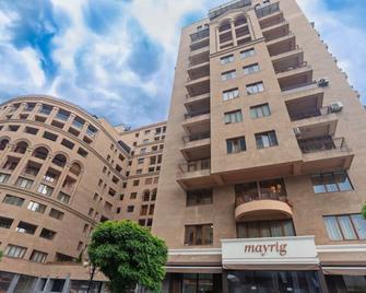 Stay Inn Apartments on Amiryan 4-6 - Ereván - Edificio