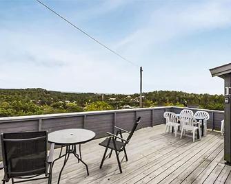 Cozy Home In Stathelle With Kitchen - Langesund - Parveke