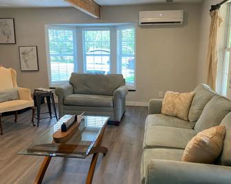 Saykm Lake House - Pottsboro - Sala de estar