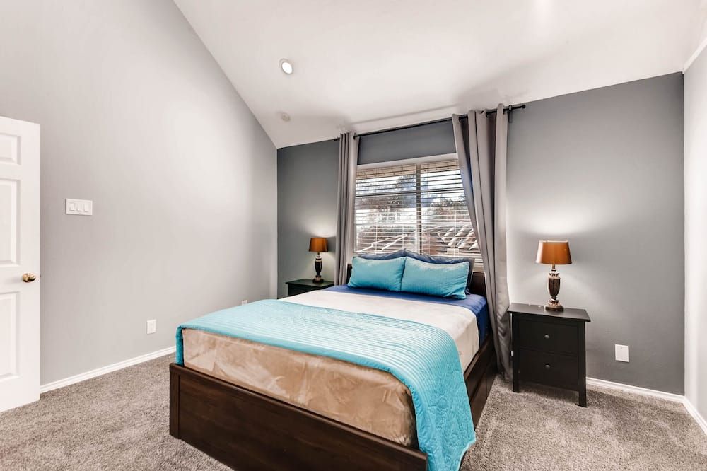 Uptown/Katy Trail Chic & Central With Patio - דאלאס - חדר שינה