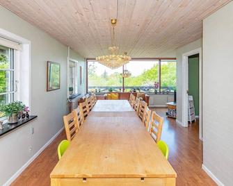 19 person holiday home in Løgstør-By Traum - Løgstør - Comedor