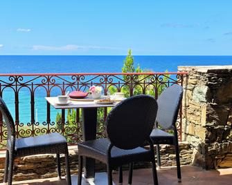 Hôtel Demeure Loredana - Saint-Florent - Balcony