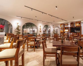 Hotel Serenata Santa Lucia, Mérida - Mérida - Restaurace