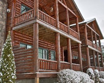 The Lodges at Cresthaven - Lake George - Rakennus