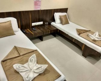 Hotel Honest (Male Only) - Bombay - Spa
