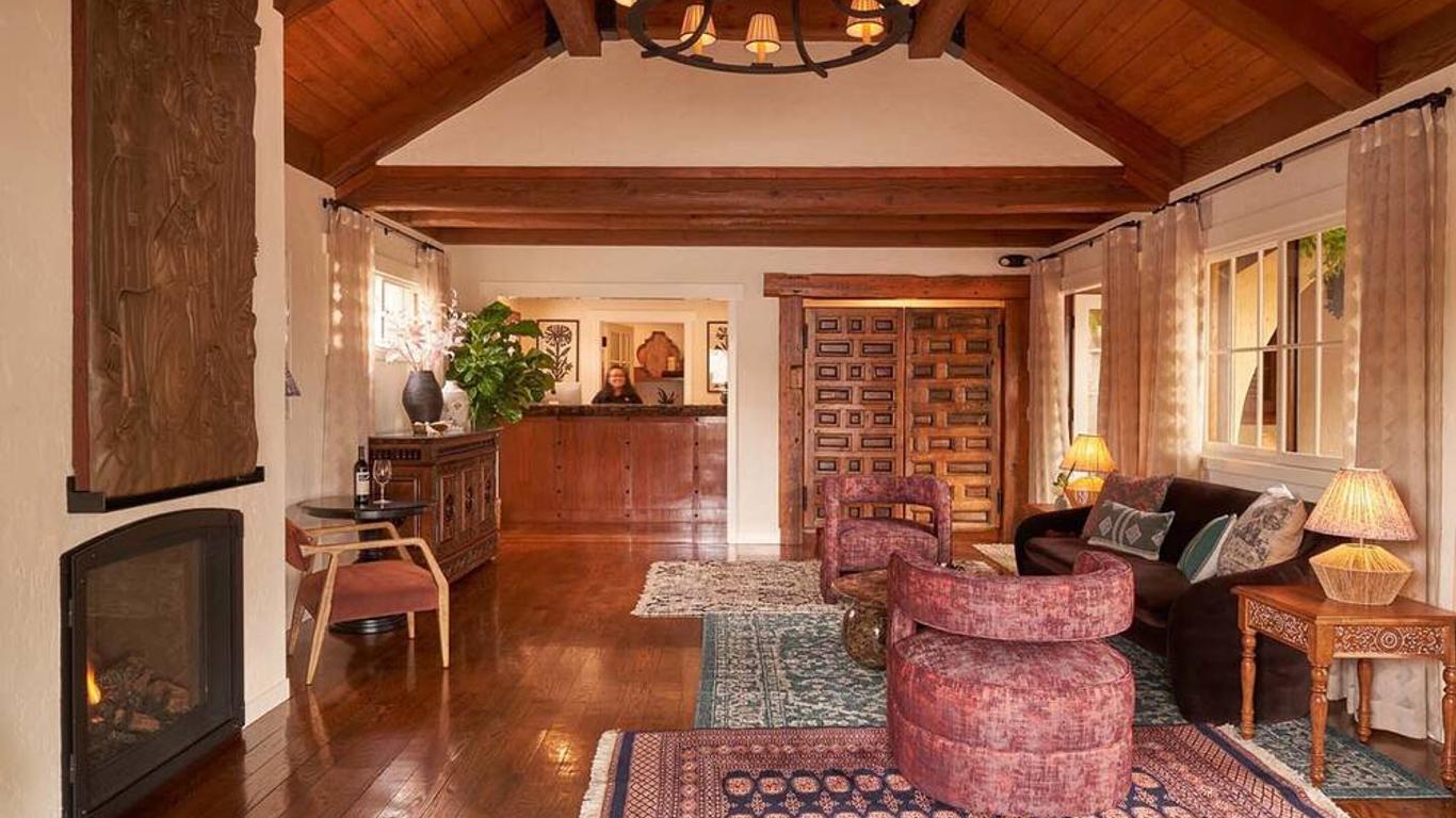 Rancho Caymus Inn