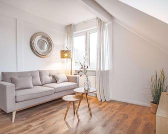 Ferienwohnung Friesenliebe auf Pellworm - Pellworm - Huiskamer