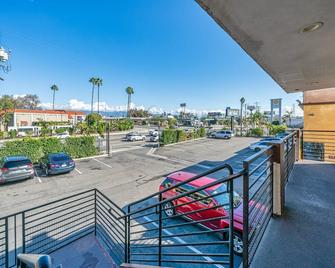 Starlight Inn South El Monte - South El Monte - Balcón