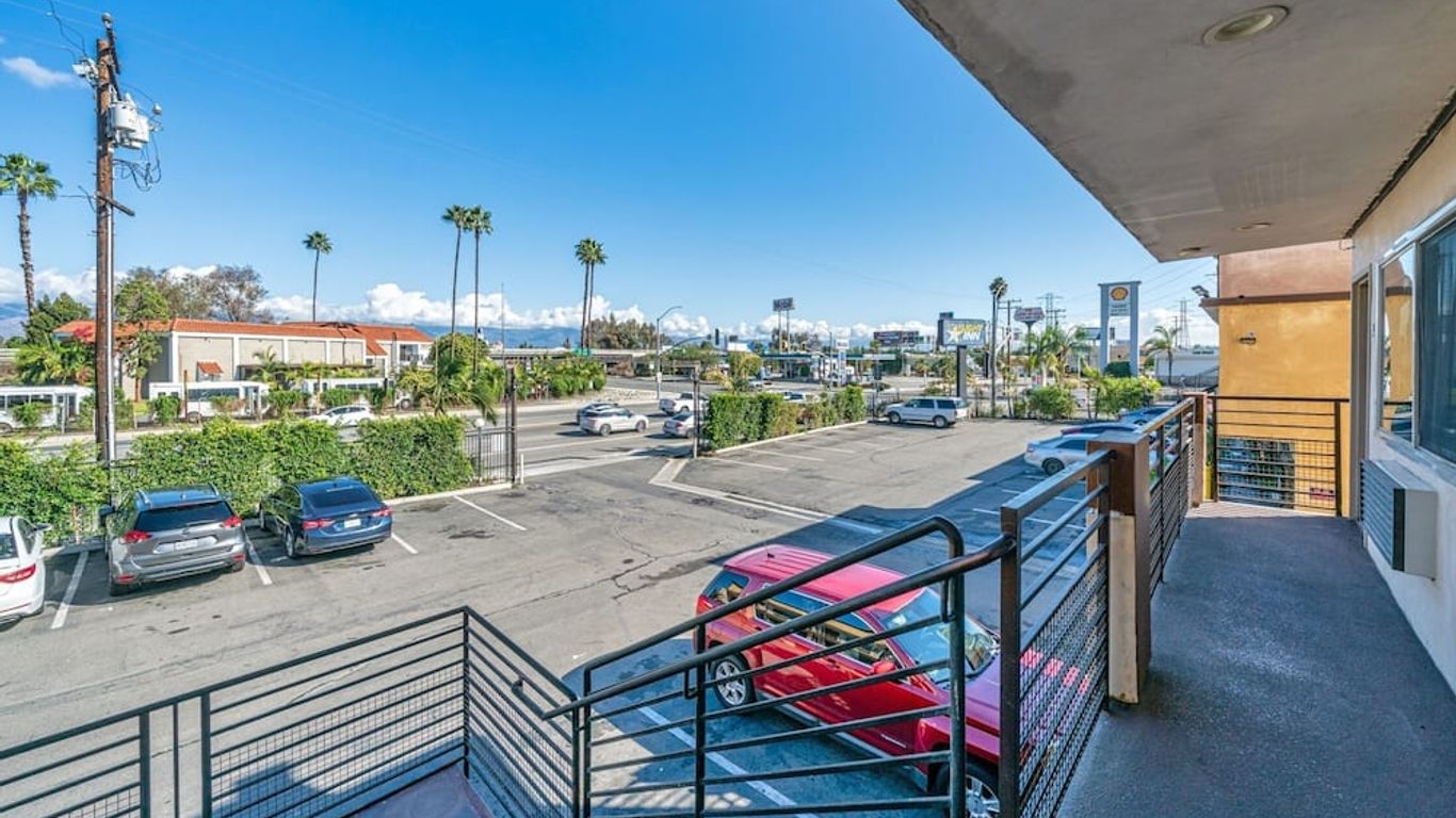 Starlight Inn South El Monte