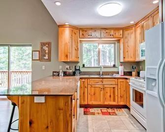 Sequoias West - Yosemite West - Cocina