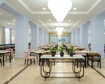Lotte City Hotels Tashkent Palace - Tashkent - Restaurant