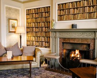 Macdonald Forest Hills Resort - Stirling - טרקלין