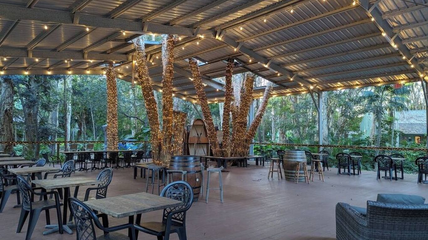 The Oasis at One Mile Beach