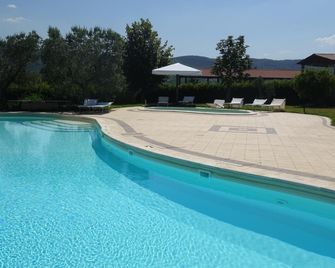 Agriturismo Regno Verde - Narni - Piscine