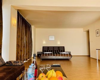 At The American's Hotel - Pomorie