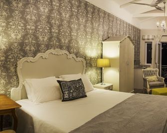 Bright on 5th Guest House - Port Elizabeth - Phòng ngủ