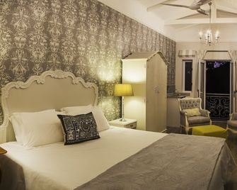 Bright on 5th Guest House - Porto Elizabeth - Quarto
