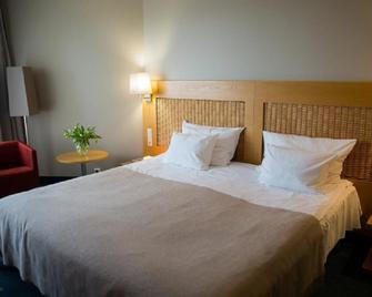 Georg Ots Spa Hotel - Arensburg - Schlafzimmer