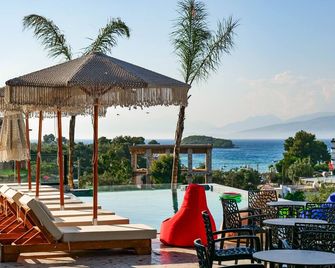 Sunlight Hotel - Ksamil