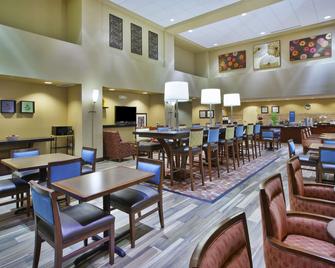 Hampton Inn & Suites Wichita-Northeast - Wichita - Restaurant