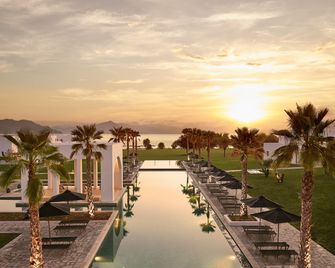 Grecotel Lakopetra Beach - Kato Achaia - Piscina