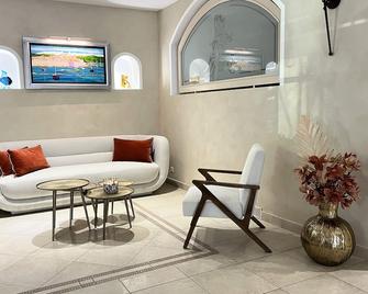 Hôtel Beau Site - Cap d'Antibes - Antibes - Sala de estar