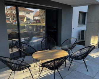 Près colmar 6 - Neuf Brisach - Patio