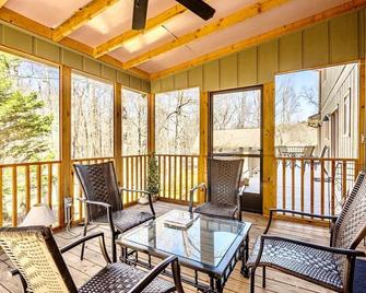 Perfect Private Waterfront Getaway on Lake Lanier! - Dawsonville - Balcón