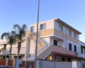 B&b Lady Jolanda - Porto Cesareo - Building