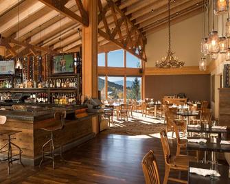 Feel at Home in this Mountainside Getaway! - Jackson - Bar