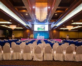 โรงแรมคุ้มสุพรรณ - สุพรรณบุรี