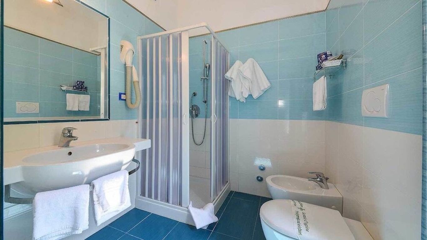 Hotel Elisa - Spiaggia Privata Inclusa