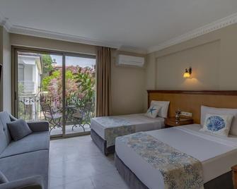 Rosy Suites Hotel - Kusadasi - Bedroom