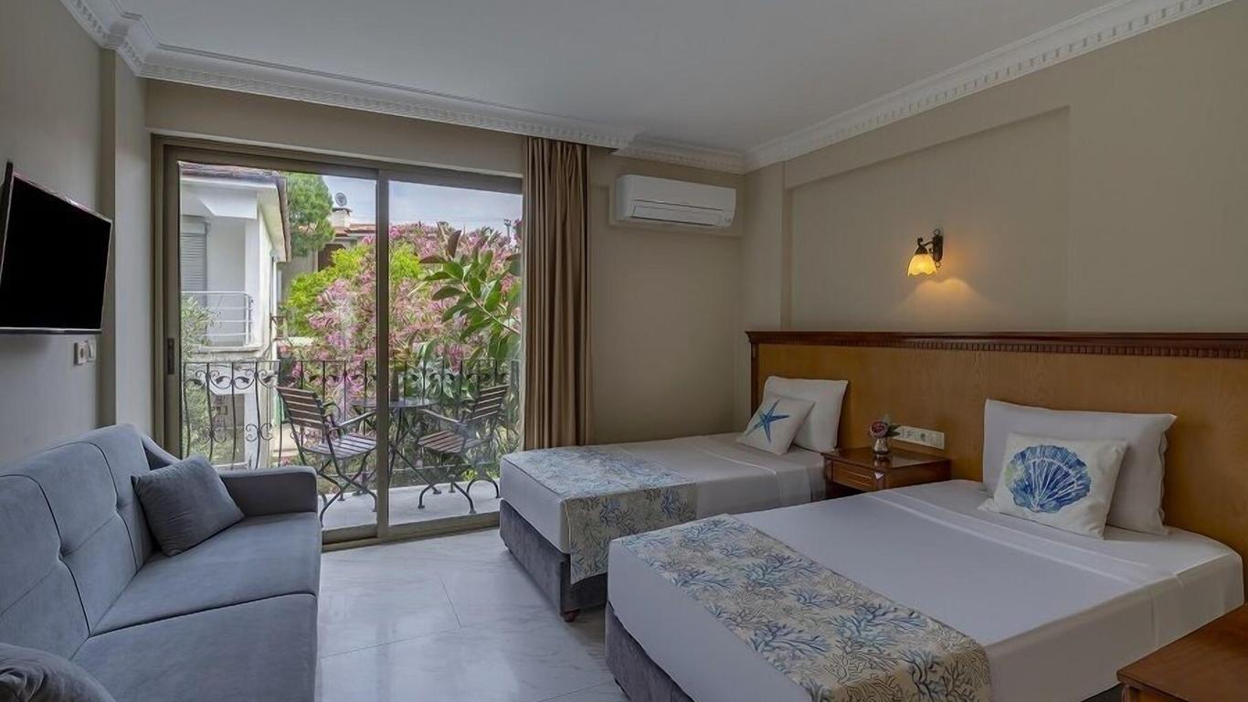 روزي سويتس هوتل