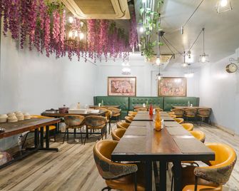 Via Stay Inn I - Prayagraj - Restaurant
